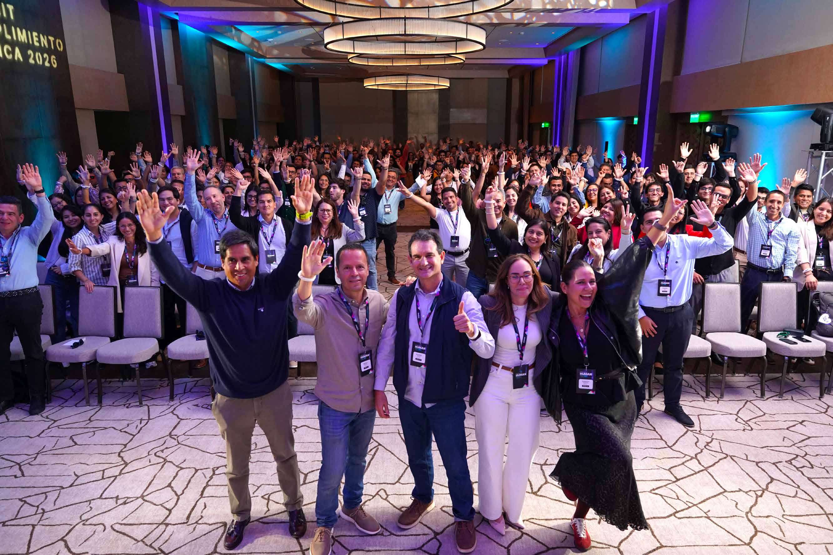 Público en un evento producido por Alucina ITL